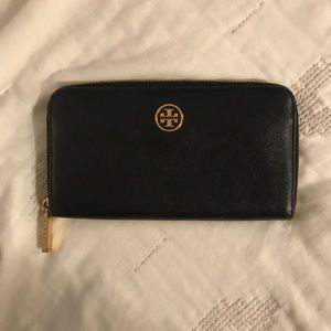 Tory Burch Wallet, black leather, great condition